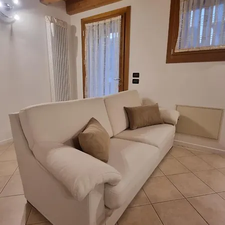 Eloisa E Abelardo דירה Pove del Grappa