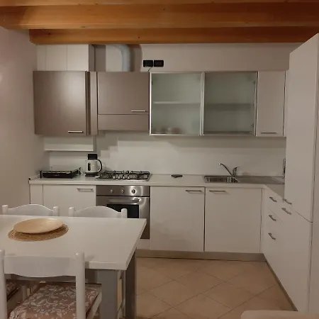 Eloisa E Abelardo דירה Pove del Grappa